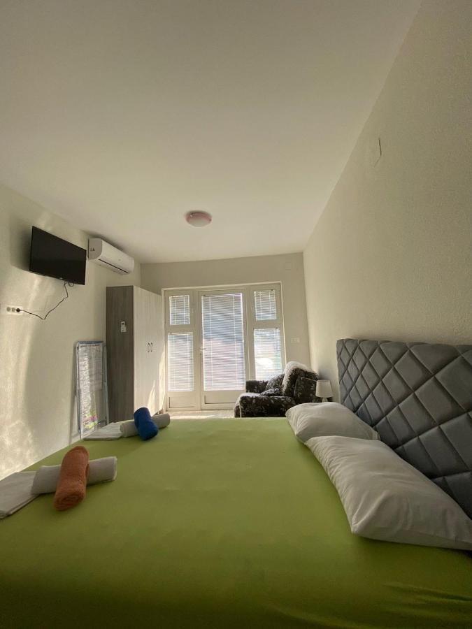 Apartment Iva Bijela Luaran gambar