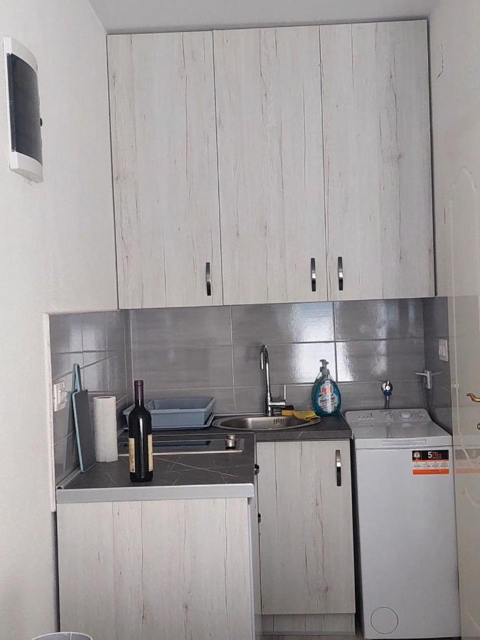 Apartment Iva Bijela Luaran gambar