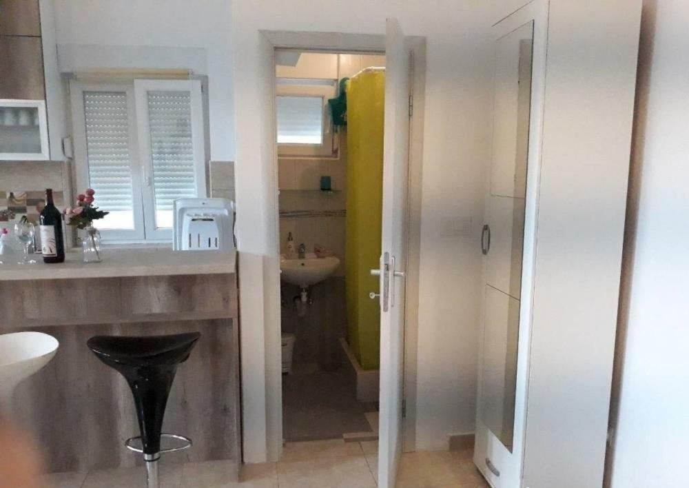 Apartment Iva Bijela Luaran gambar