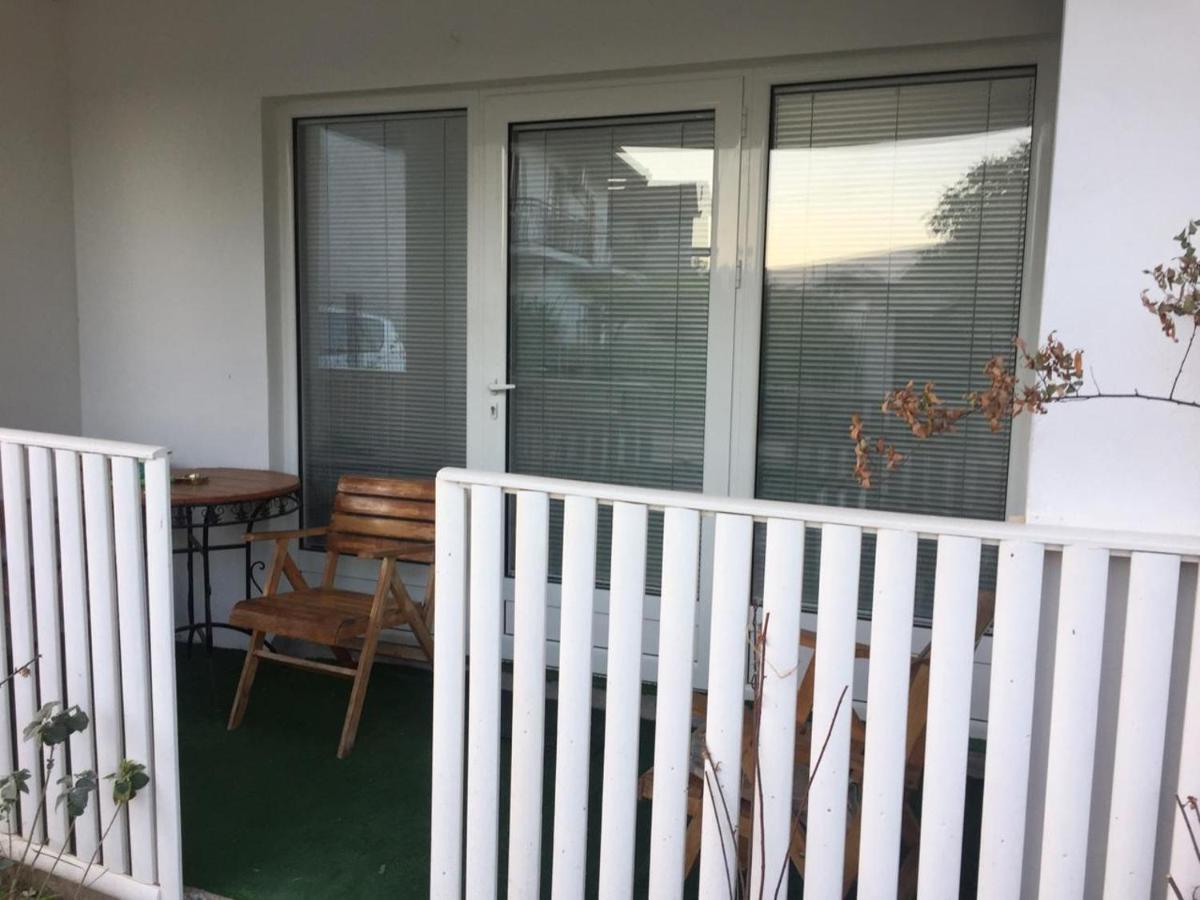 Apartment Iva Bijela Luaran gambar